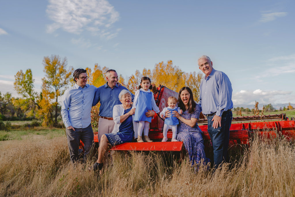 extended family photo in the fall in colorado