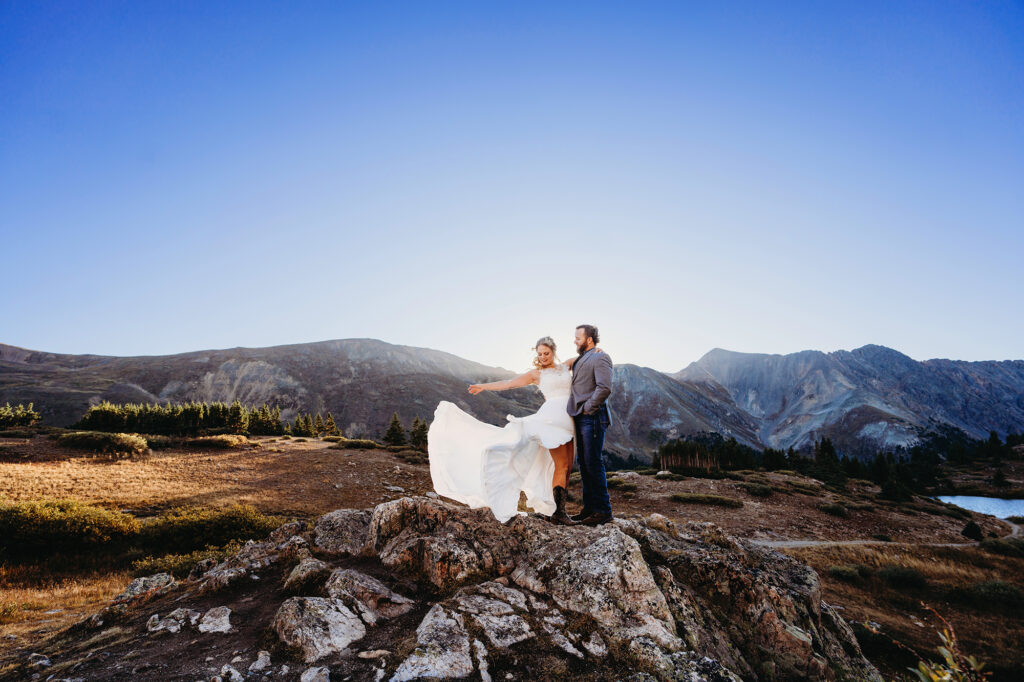 Colorado elopement photographer captures bride and groom during outdoor portraits