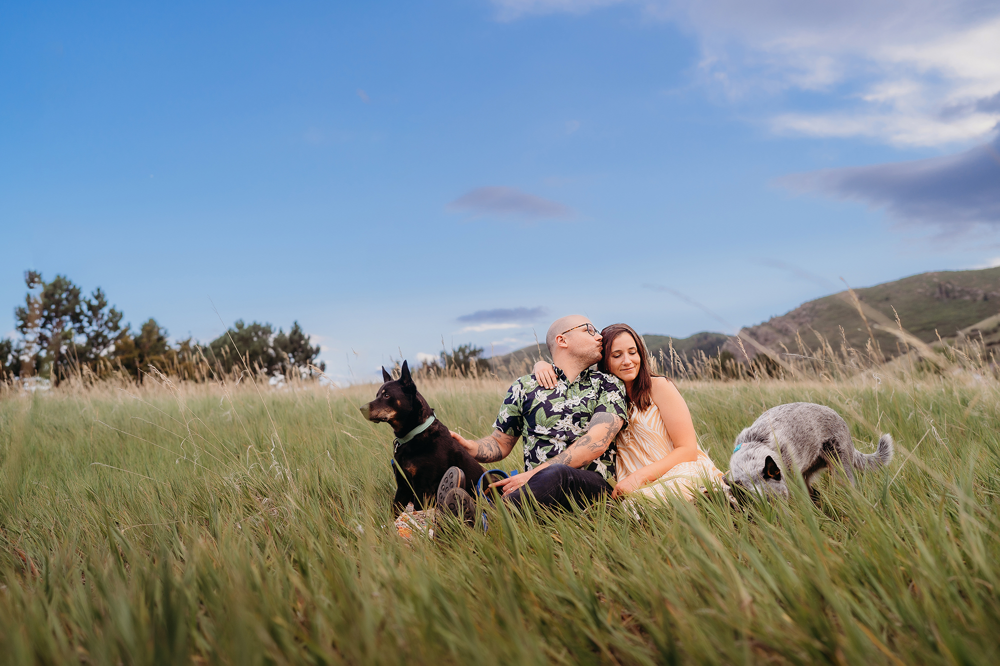 colorado-couples-photography-session-with-dogs