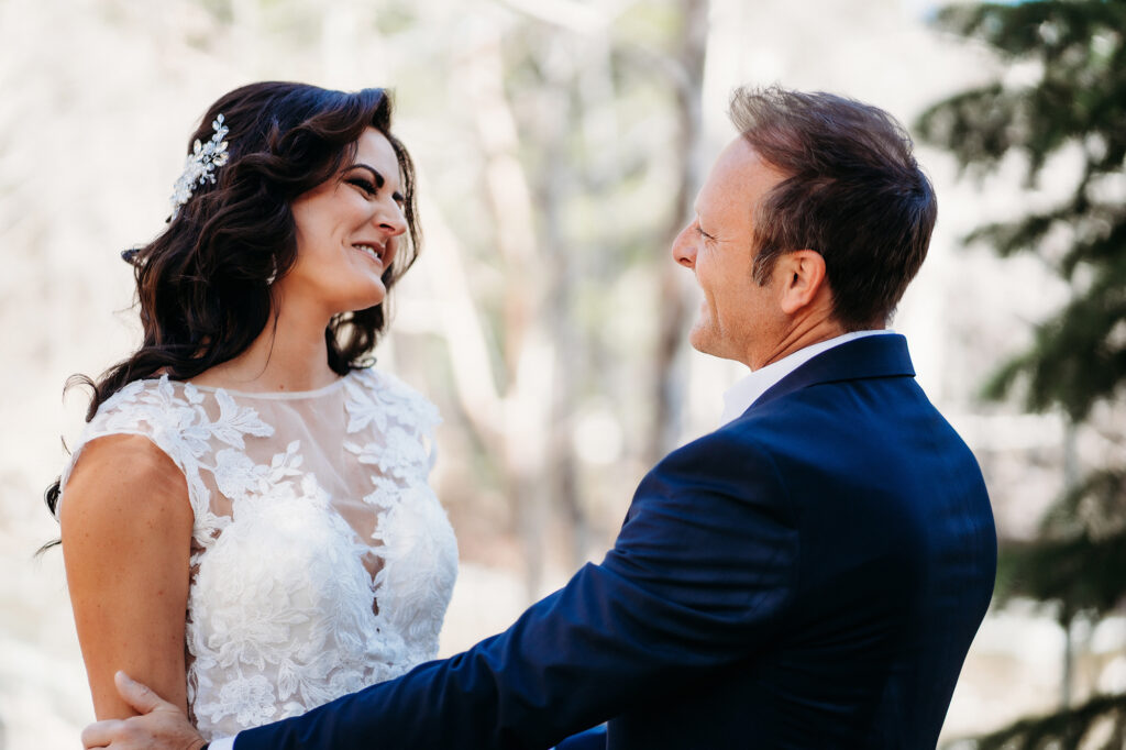 Colorado Elopement Photographer captures bride and groom seeing one another for first time